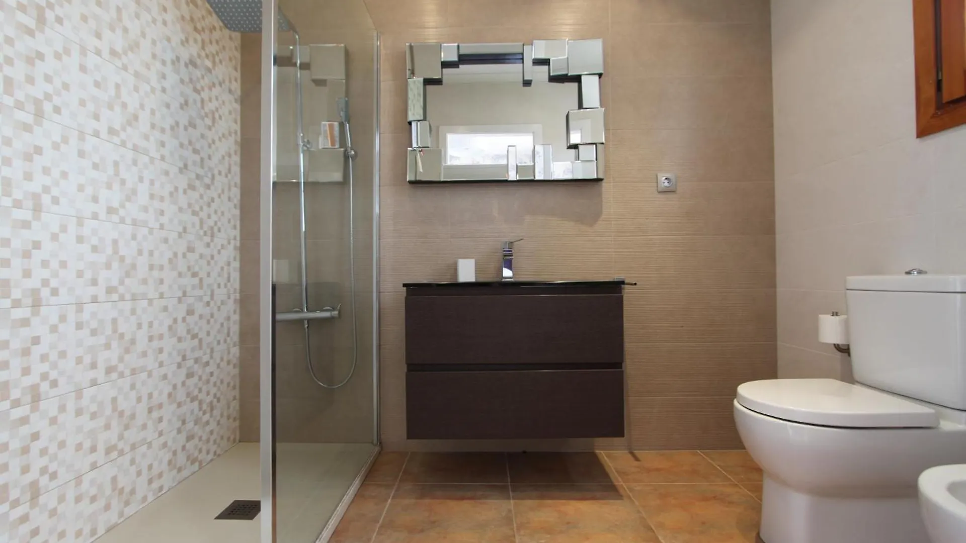 Arenal Apartment Hospitalet De L'Infant 0*,